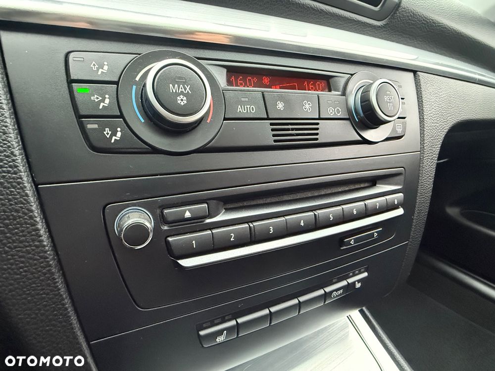 BMW Seria 1 116d DPF Edition Lifestyle - 15