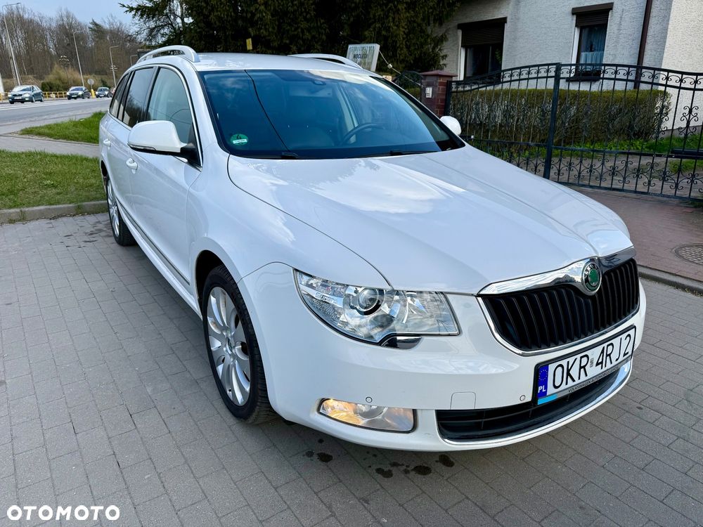 Skoda Superb 2.0 TSI DSG Exclusive - 4