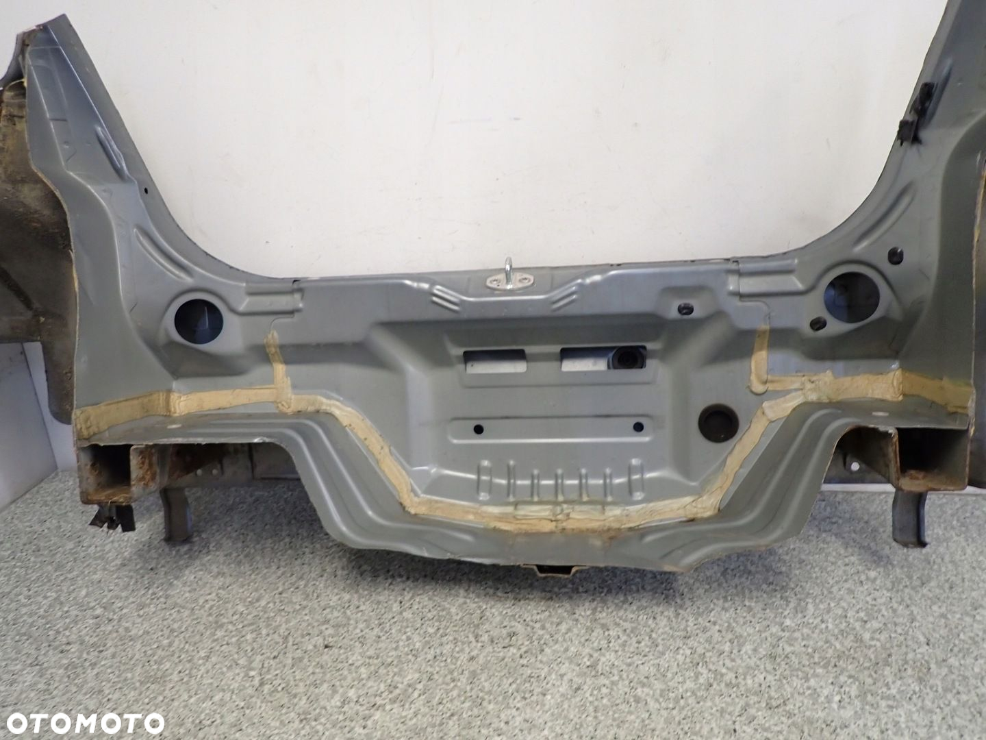 MITSUBISHI COLT 3d 09-12 PAS TYLNY B09 - 9