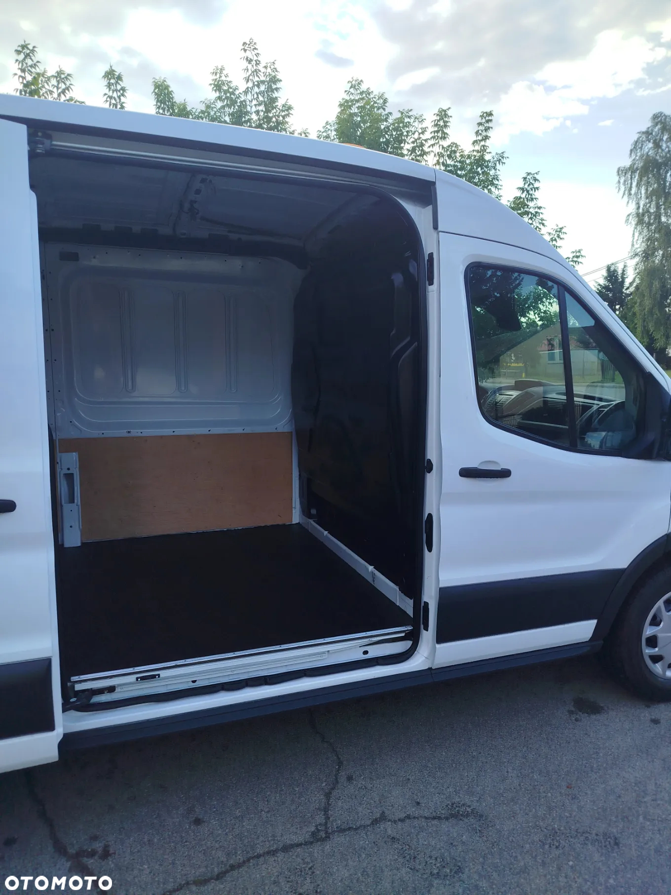Ford Transit L2H2 ŚREDNIAK KLIMA 2.0TDCI - 20