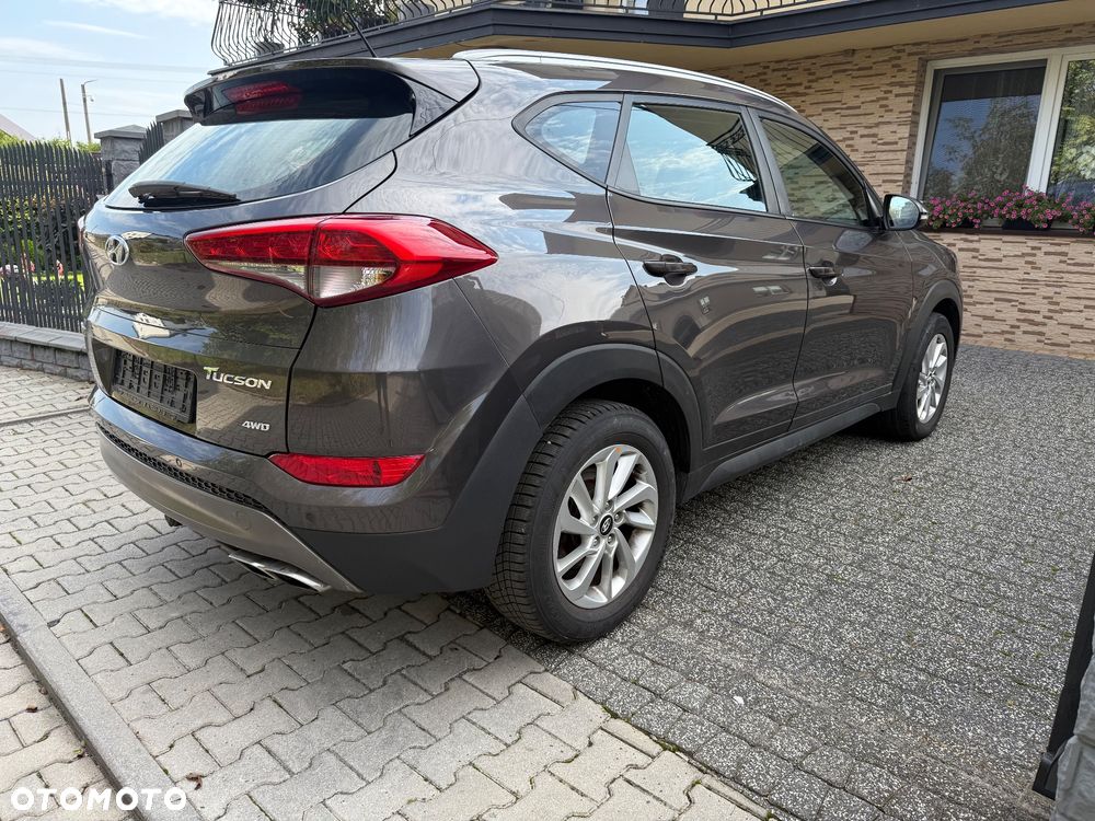 Hyundai Tucson 2.0 CRDi 4WD Automatik Style - 3