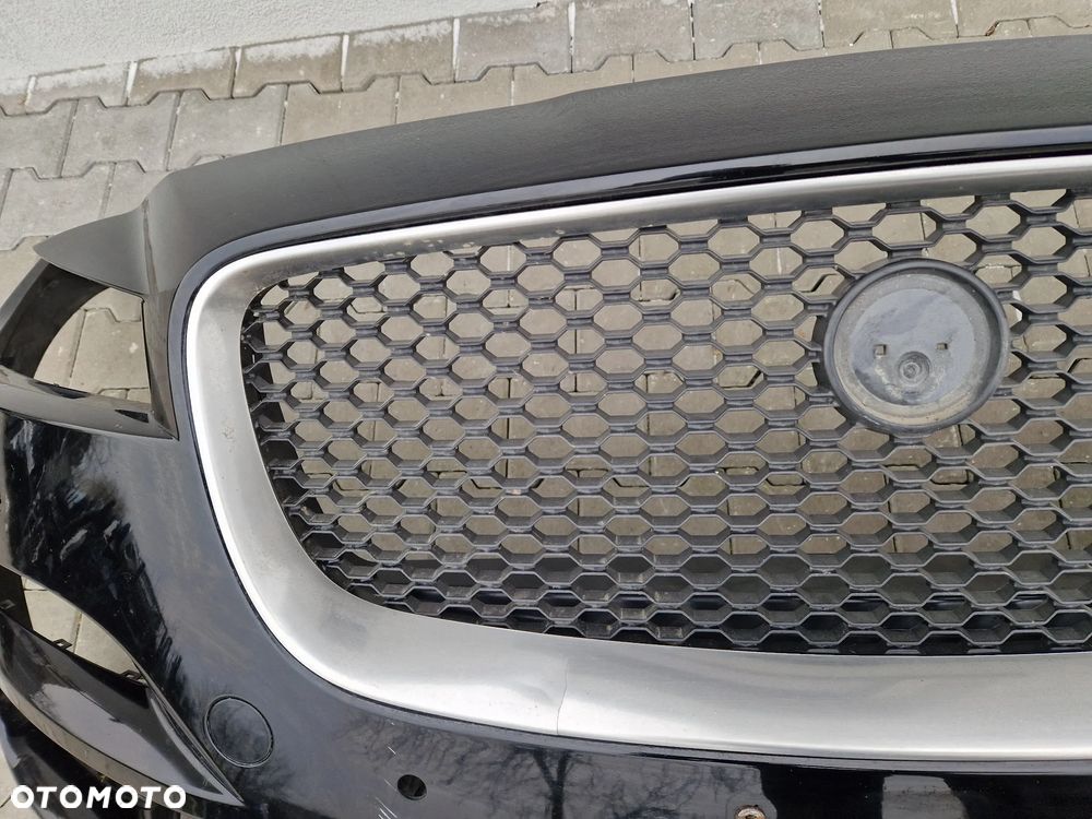 Zderzak Jaguar F Pace - 4