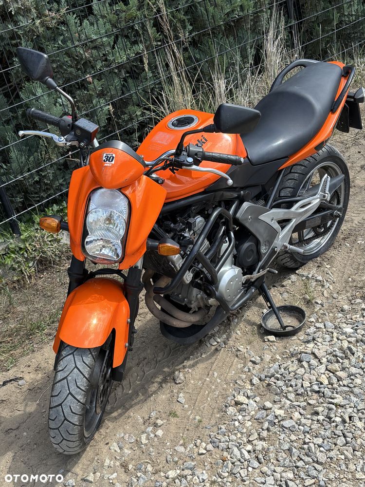 Kawasaki ER - 1