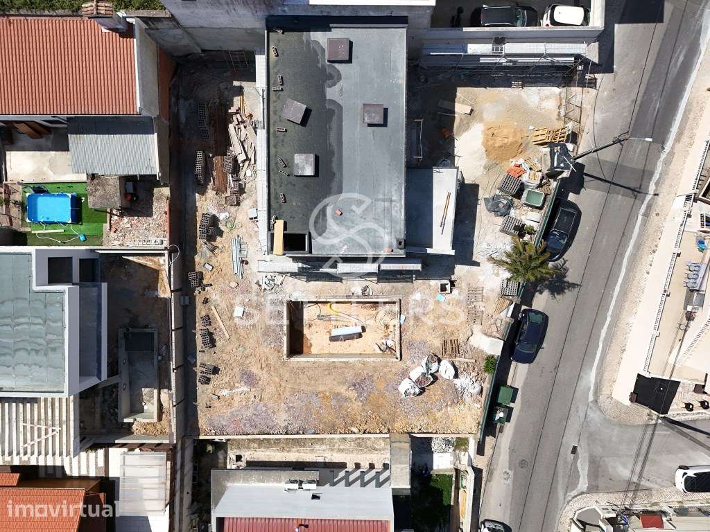 Moradia T4 em construção na Serra de Casal de Cambra - Grande imagem: 5/15