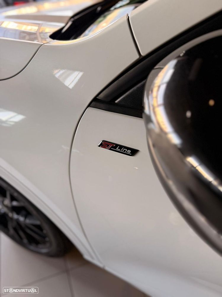 Ford Kuga 1.5 EcoBoost ST-Line - 12