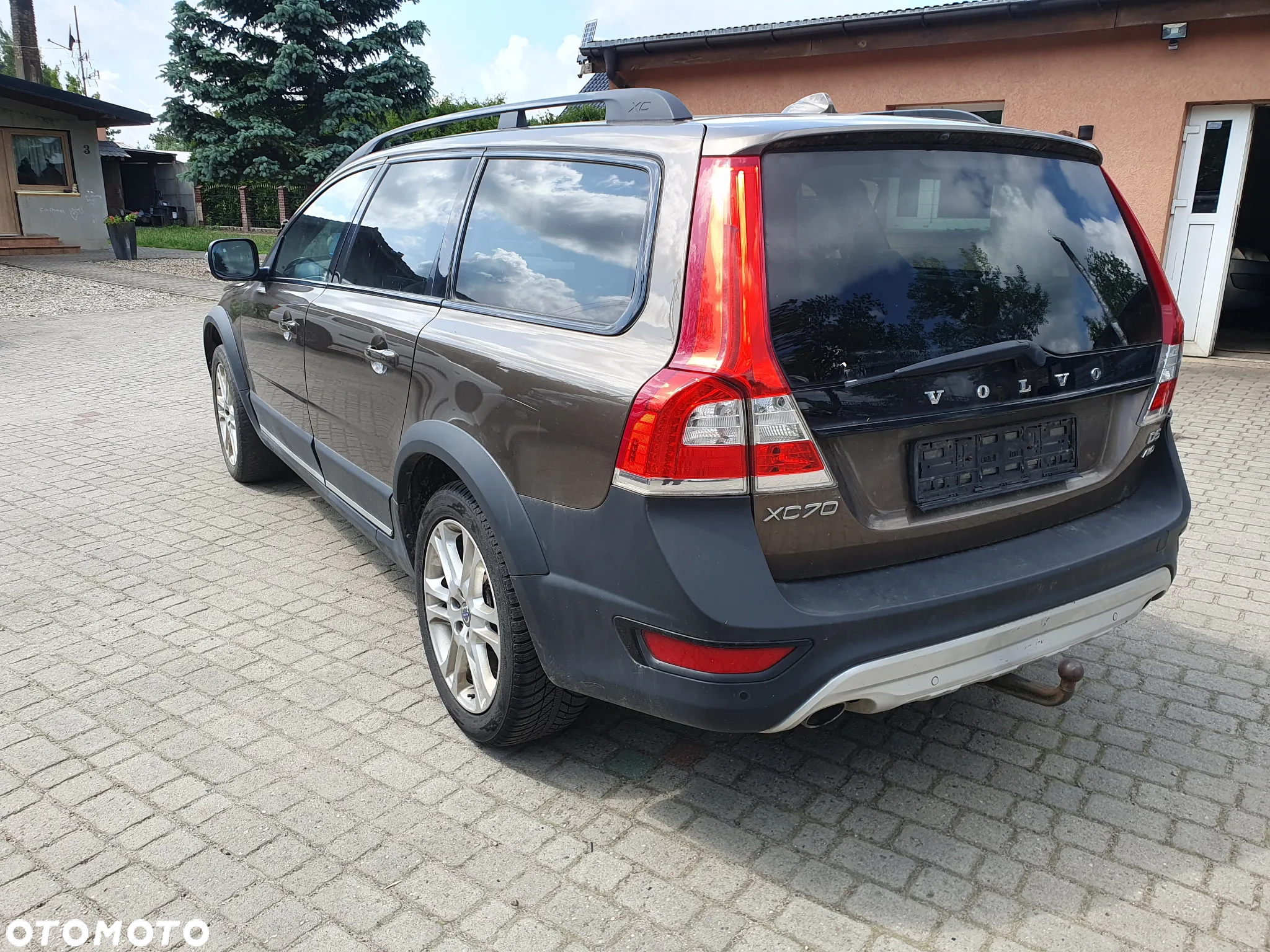 Volvo XC 70 D5 AWD Dynamic Summum - 3