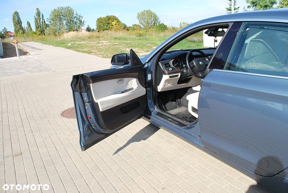 BMW Seria 5 - 27