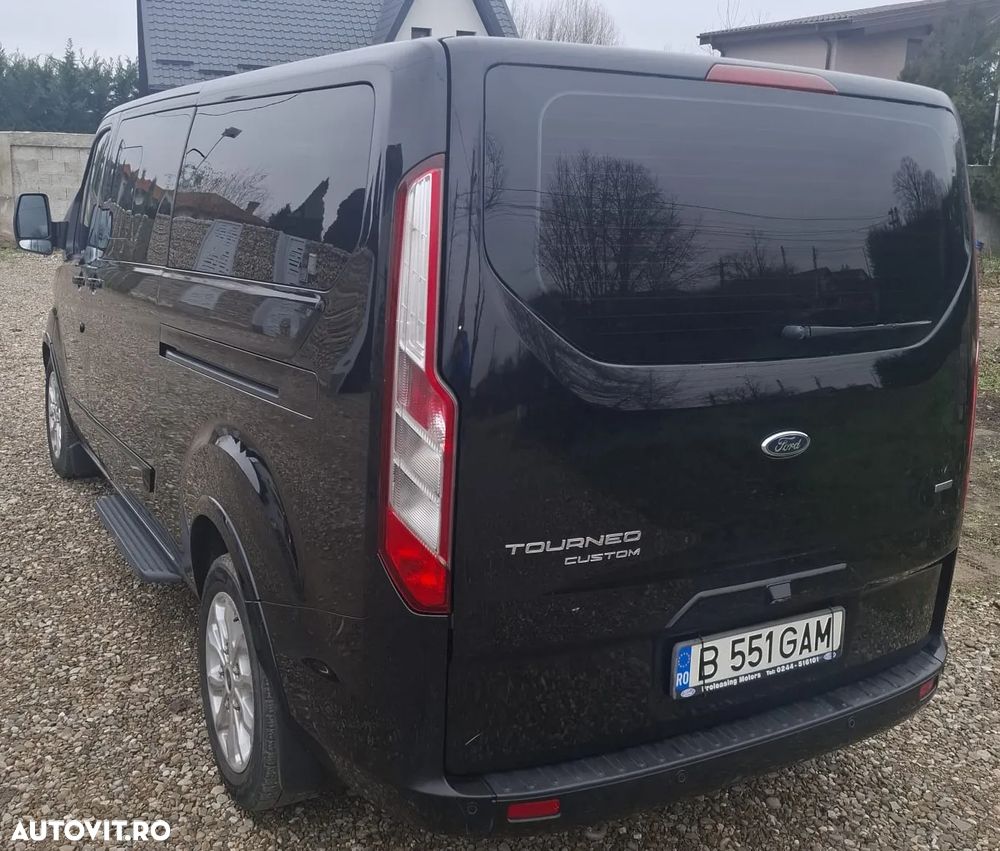 Ford Tourneo Custom Bus 320 2.0 EcoBlue 170 CP L2H1 Active Aut. - 4