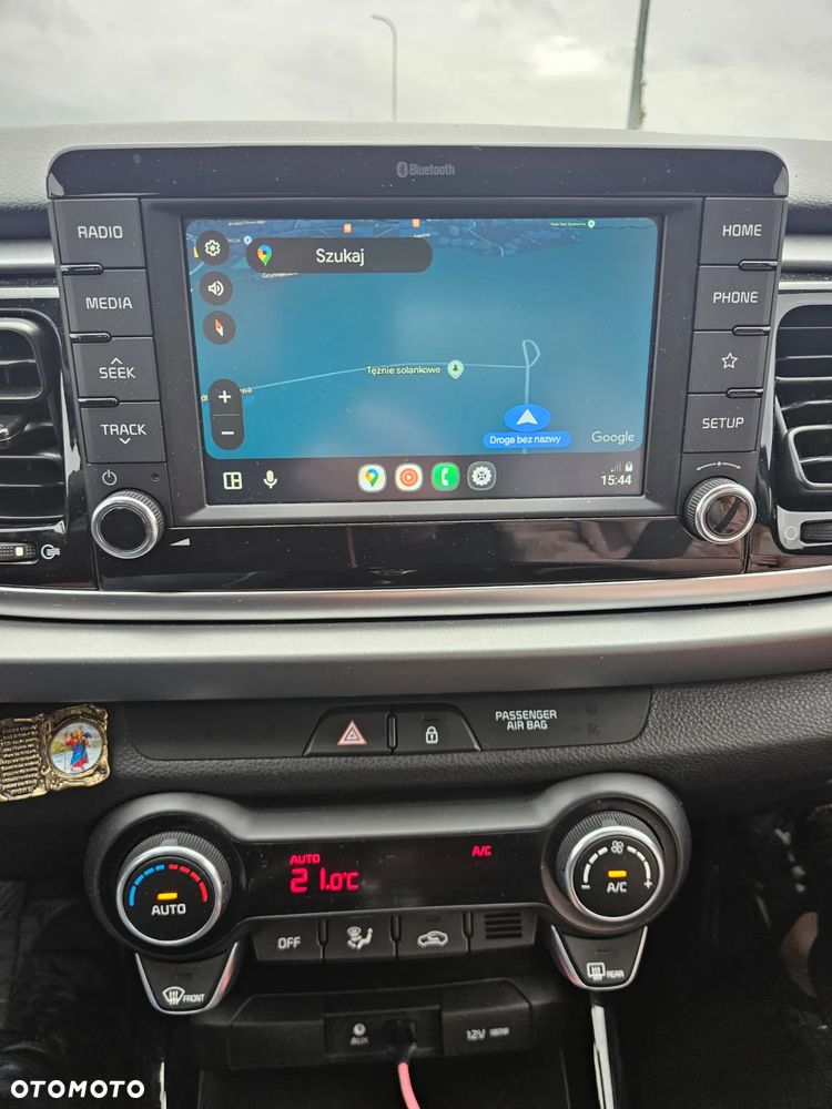 Kia Rio 1.2 L - 13