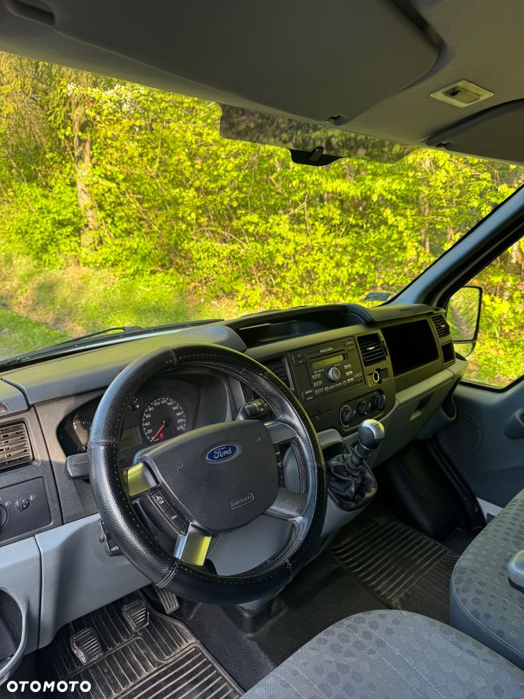 Ford Transit - 14