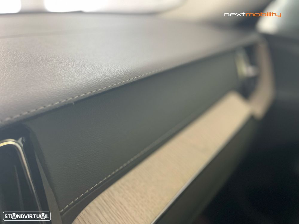 Volvo XC 60 2.0 T6 PHEV Inscription AWD - 12