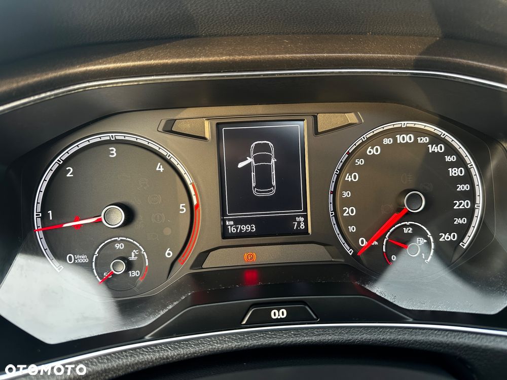 Volkswagen T-Roc 1.6 TDI SCR - 27