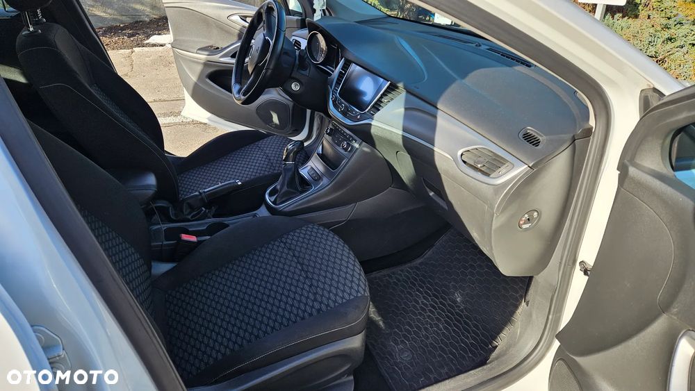 Opel Astra 1.6 CDTI Sport - 11