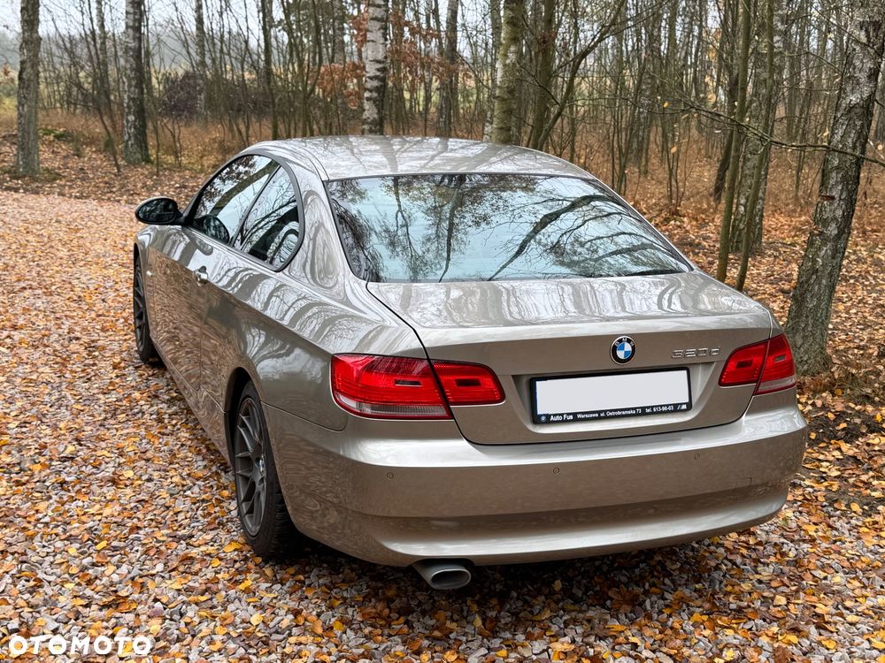 BMW Seria 3 320d DPF - 1
