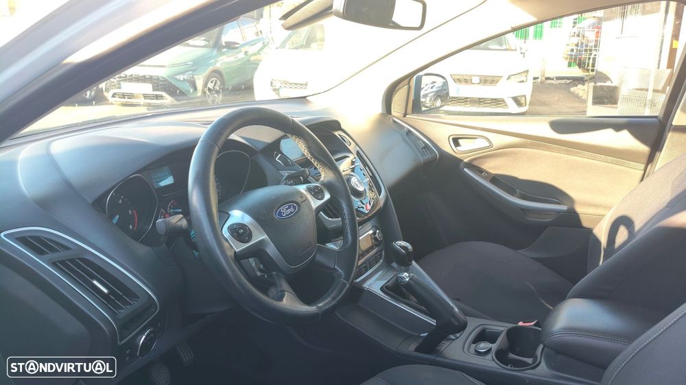 Ford Focus SW 1.6 TDCi Titanium - 16