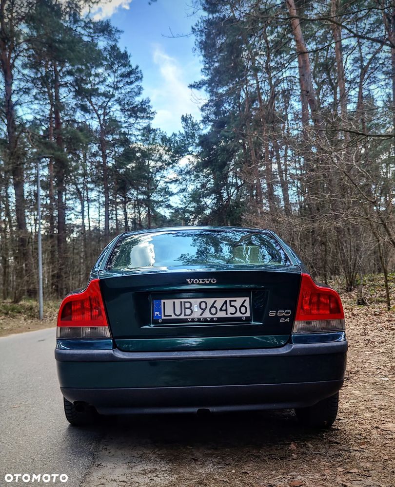 Volvo S60 2.4 - 5
