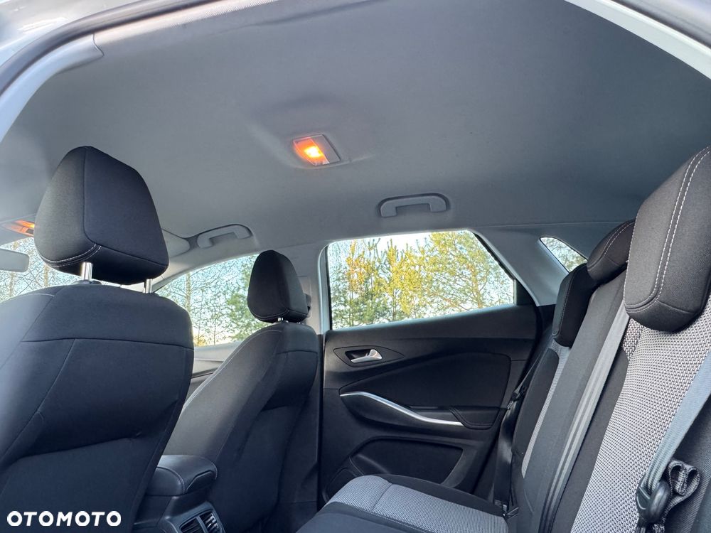 Opel Grandland X 1.2 T GPF Enjoy S&S - 11