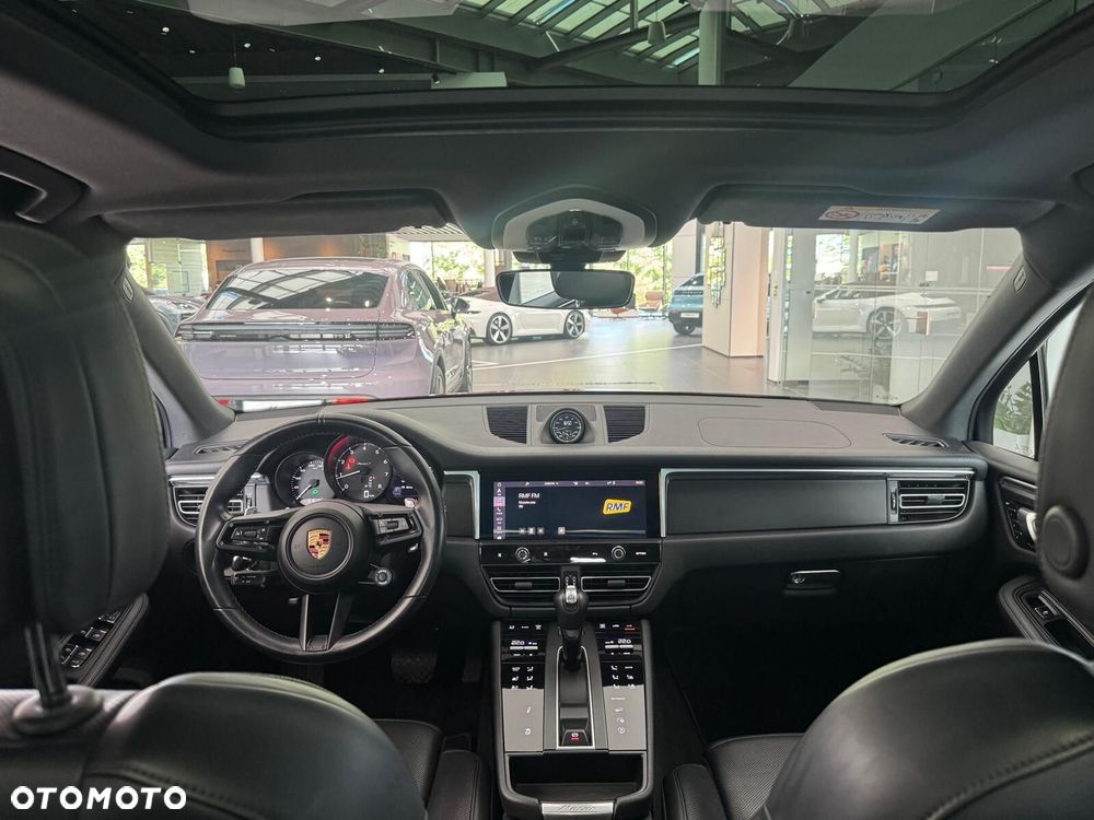 Porsche Macan - 34