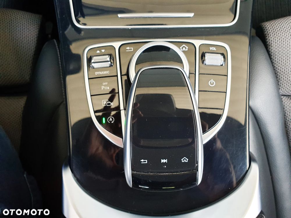 Mercedes-Benz Klasa C 180 T 9G-TRONIC Avantgarde - 29