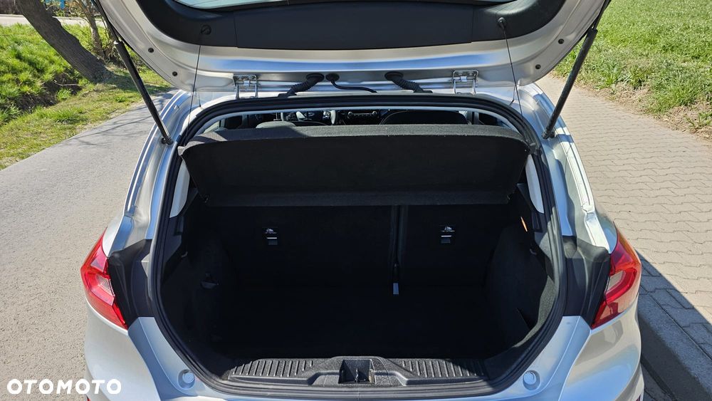 Ford Fiesta 1.5 TDCi Titanium - 24