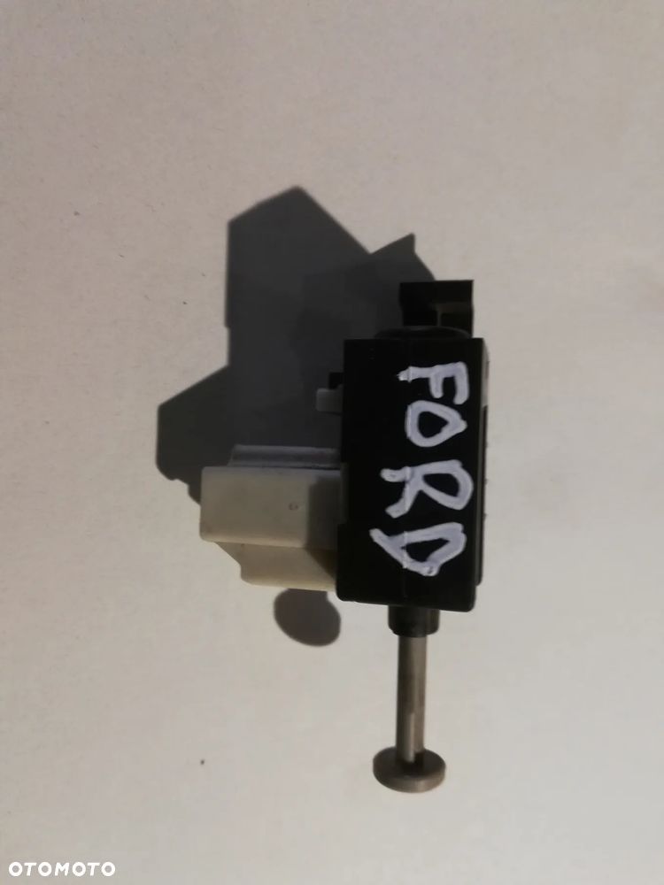 Ford Transit Courier czujnik położenia pedału sprzęgła 4m5t-7c534-aa - 2