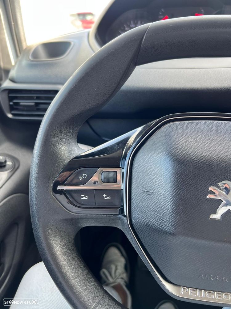Peugeot Partner 1.5 BlueHDi Premium Standard - 28
