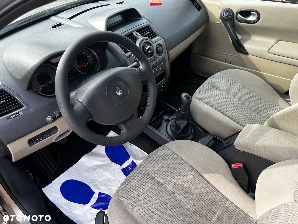 Renault Megane - 5