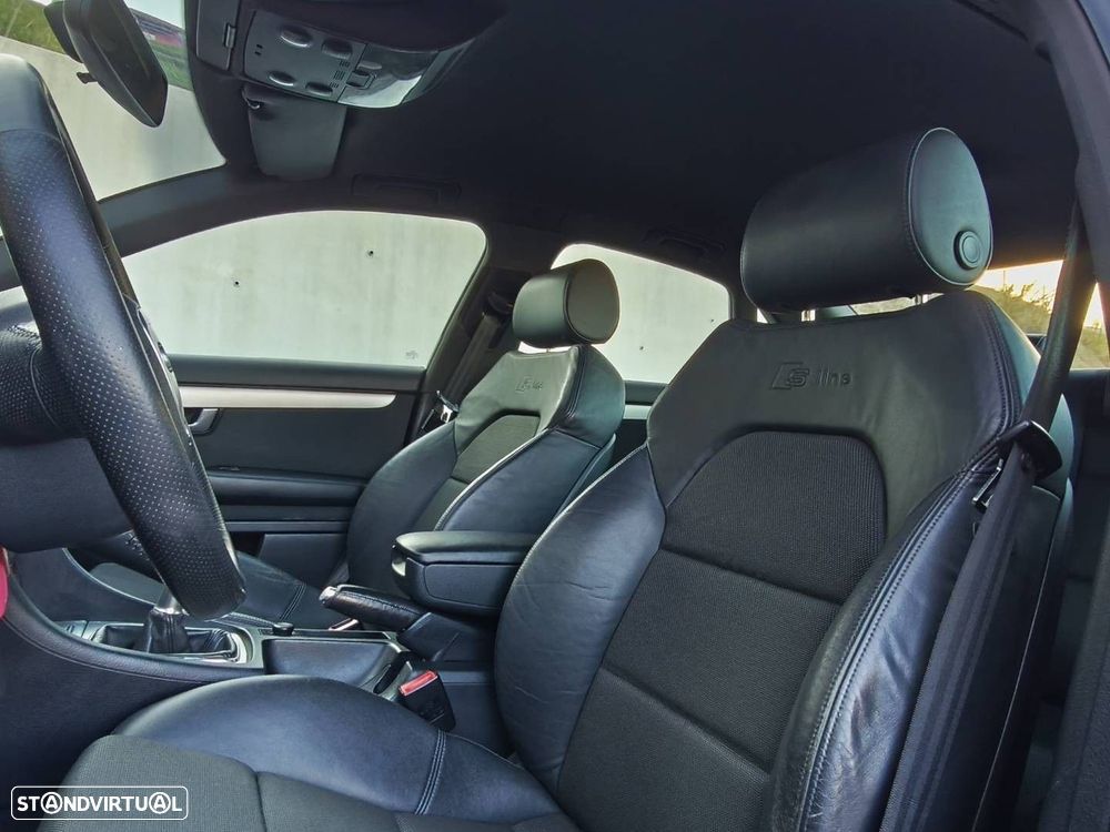 Audi A4 2.0 TDI S-line - 26
