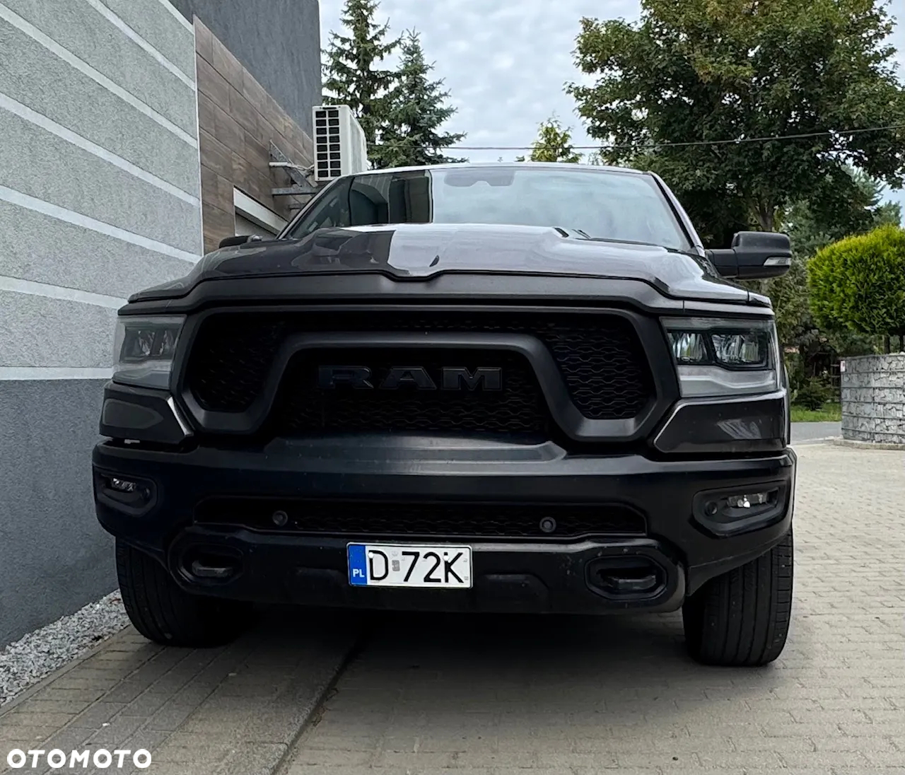 Dodge RAM 1500 5.7 4x4 - 8