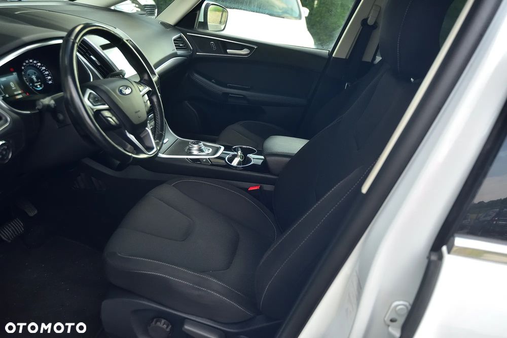 Ford S-Max 2.0 EcoBlue Titanium - 25