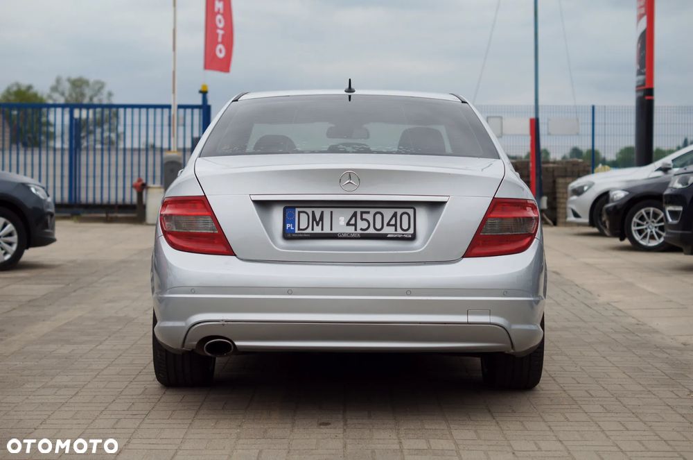 Mercedes-Benz Klasa C 250 CDI Avantgarde Edition - 36