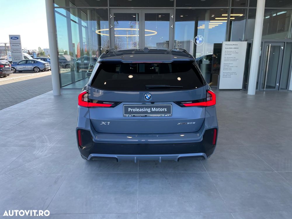 BMW X1 - 4