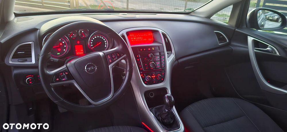 Opel Astra 1.6 Color Edition - 22