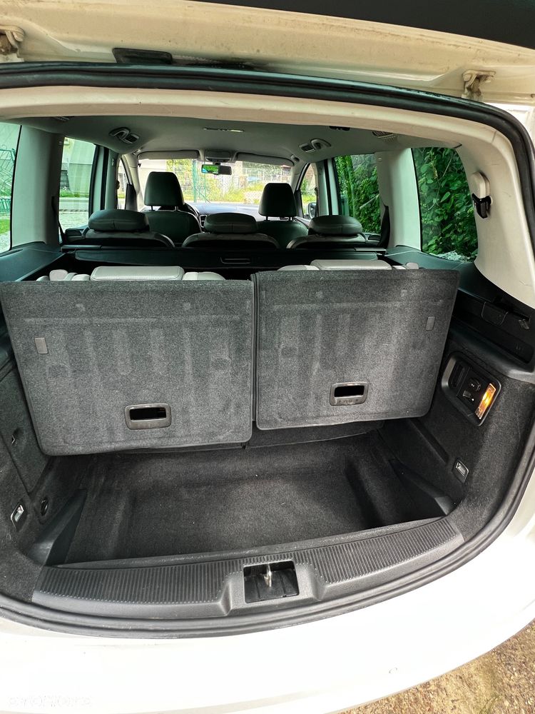 Volkswagen Sharan 2.0 TDI Highline - 25