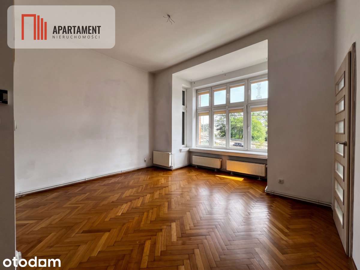 * Ustawna kawalerka 36,7m2 z dużą kuchnią