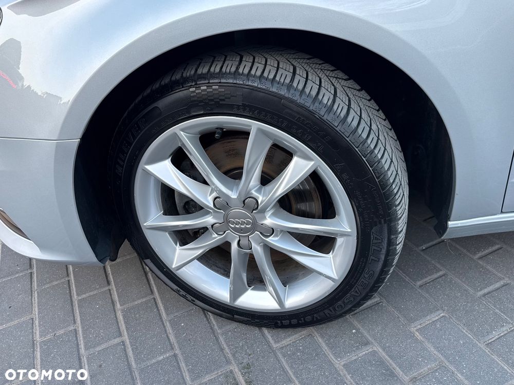 Audi A3 Sportback 1.8 TFSI S tronic Ambiente - 34