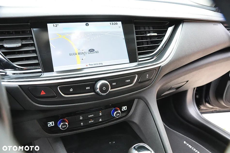 Opel Insignia 1.5 T GPF Exclusive S&S - 33