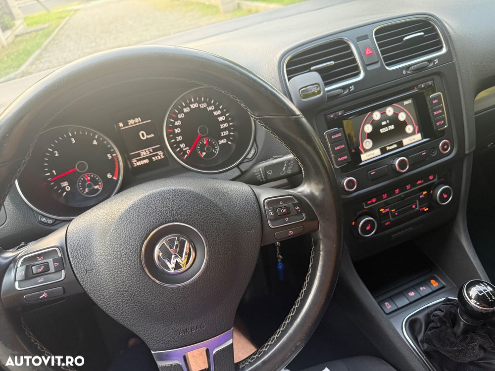 Volkswagen Golf 1.6 TDI DPF MATCH - 40