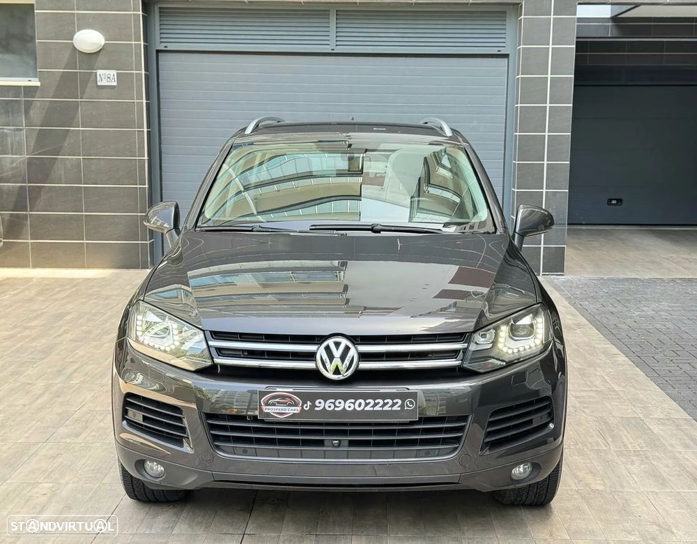 VW Touareg 3.0 V6 TDI Blue Motion DPF Auto Exclusive - 4