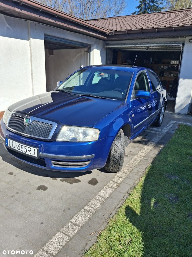 Skoda Superb - 8
