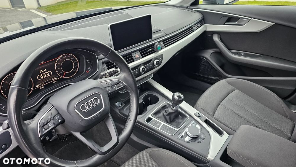 Audi A4 Avant 2.0 TDI ultra - 16