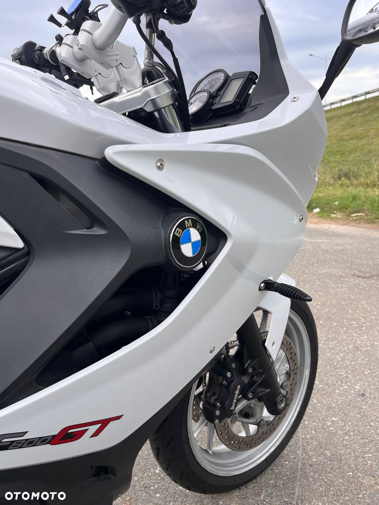 BMW F - 24