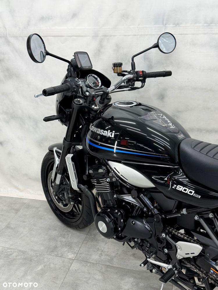 Kawasaki Z 900 RS - 4