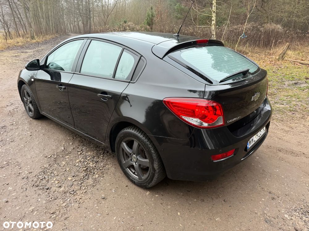 Chevrolet Cruze 1.6 LT - 3