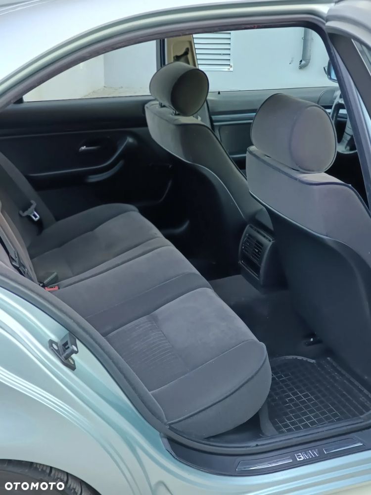 BMW Seria 5 520i - 13