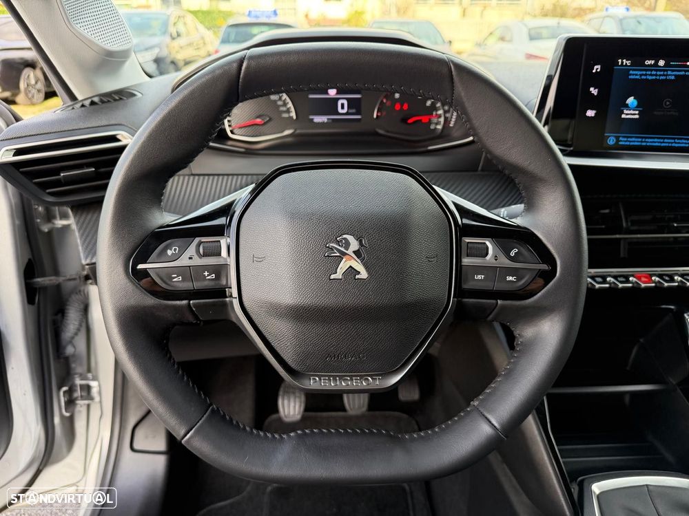 Peugeot 208 1.2 PureTech Allure - 20