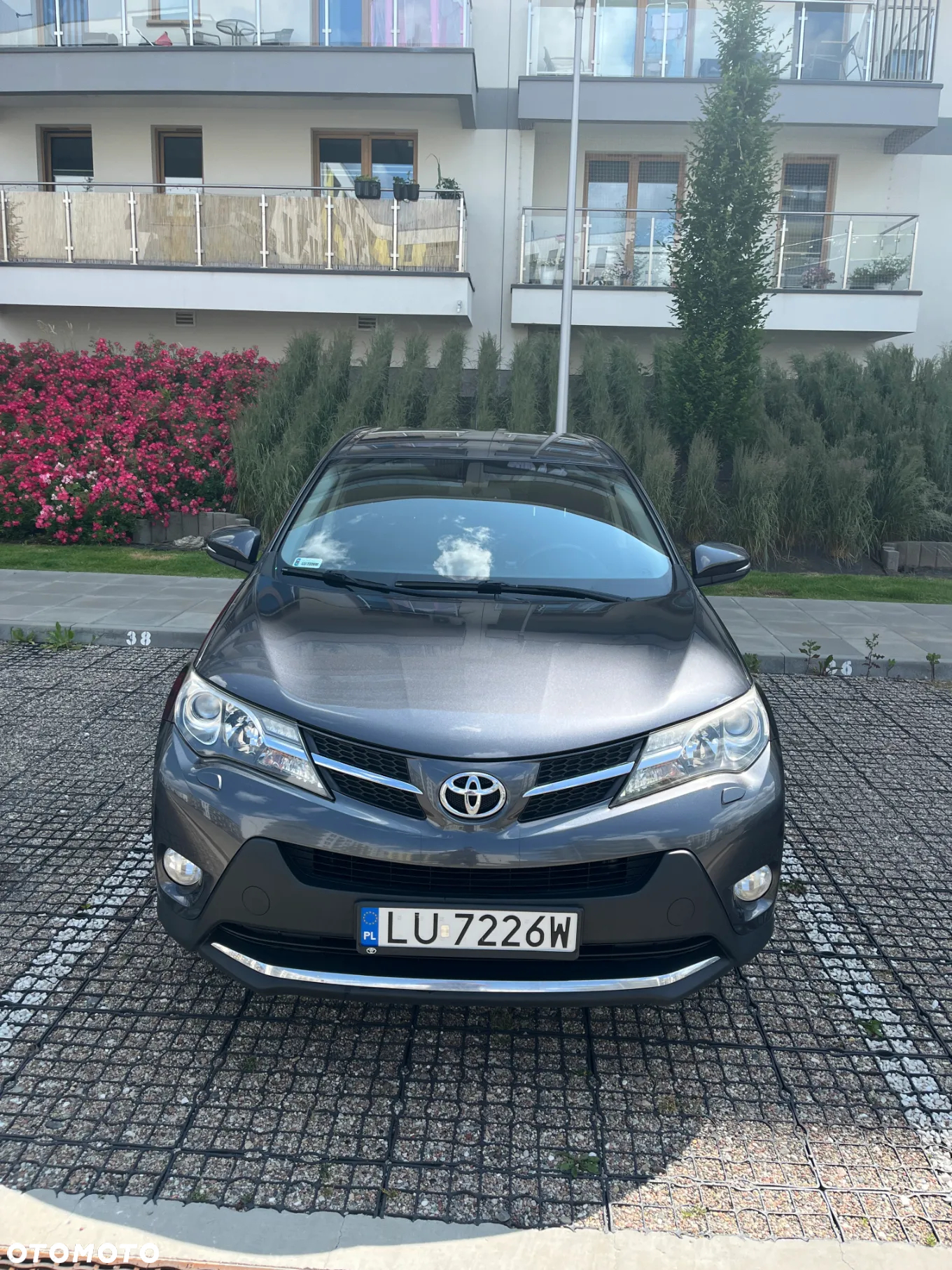 Toyota RAV4 2.0 D-4D Premium 4x2 - 8