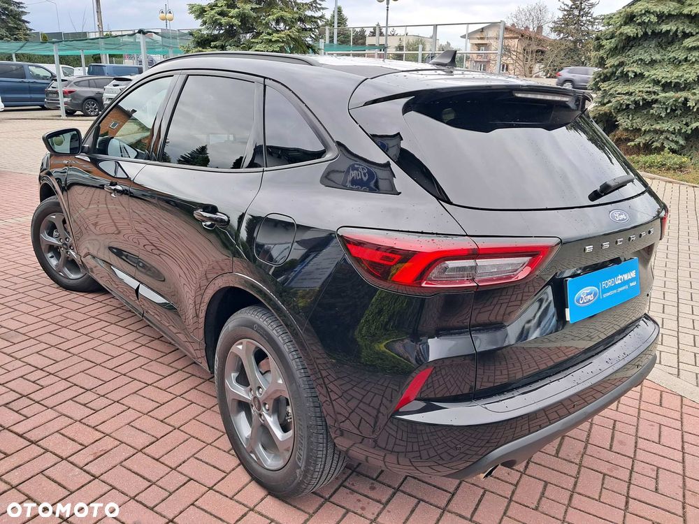 Ford Escape 2.0 EcoBoost AWD Titanium - 11