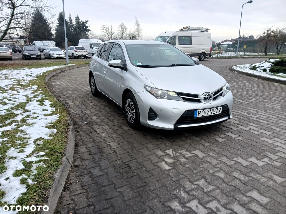 Toyota Auris 1.6 Comfort - 2