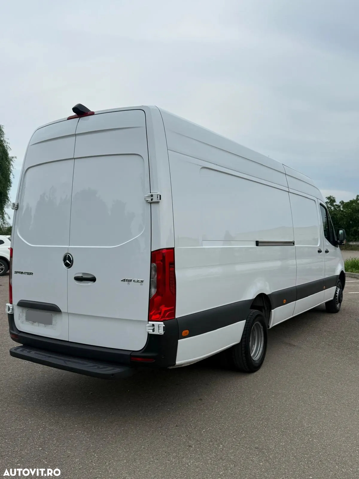 Mercedes-Benz Sprinter - 26
